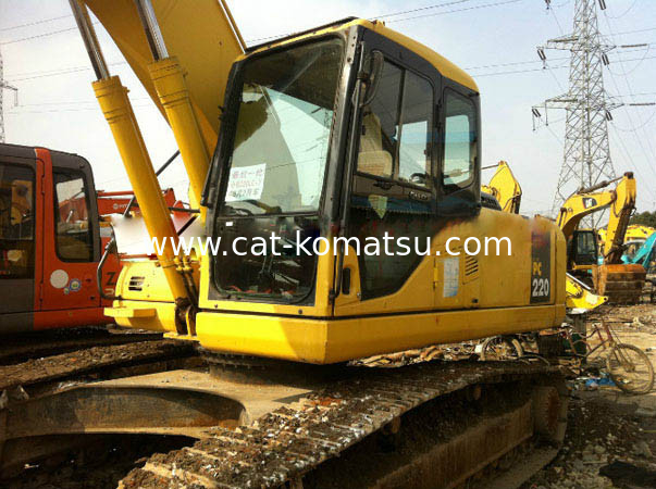 Used KOMATSU PC220-7 Crawler Excavator Low price for sale