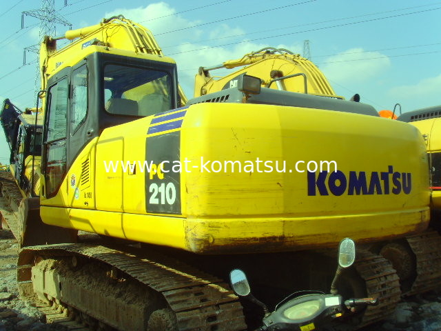 Used KOMATSU PC210-7 Excavator made in Japan