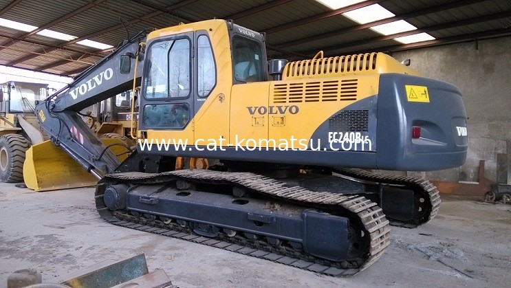 Used VOLVO EC240 Excavator