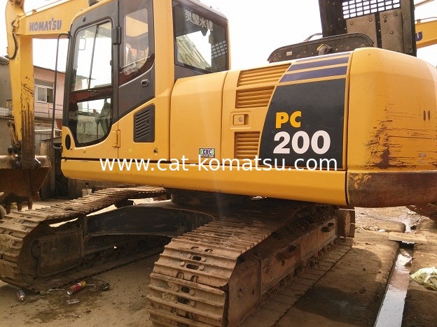 Used KOMATSU PC200-8 Excavator Made in Japan