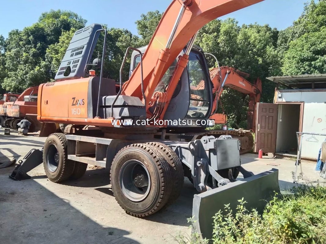 Used HITACHI ZAXIS 160W Excavator